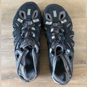 Merrell Hiking Sandals / Water Shoes